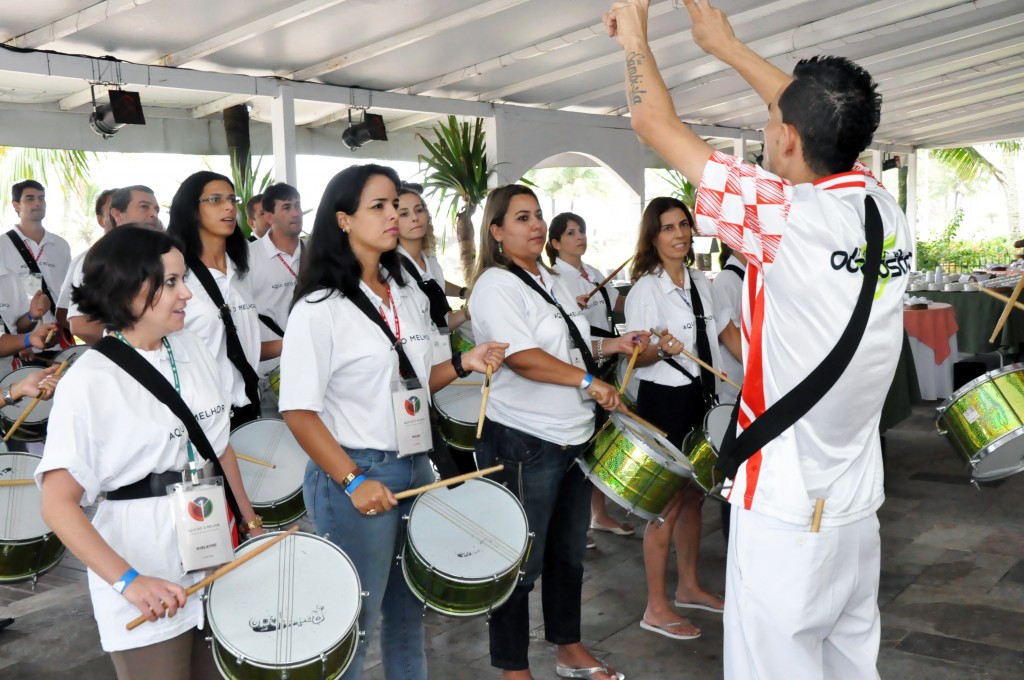 atividade escola de samba corporativa